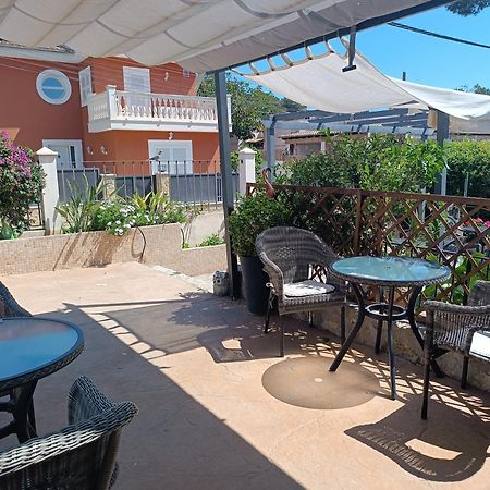 Hostal Belgica Palma Nova  Luaran gambar