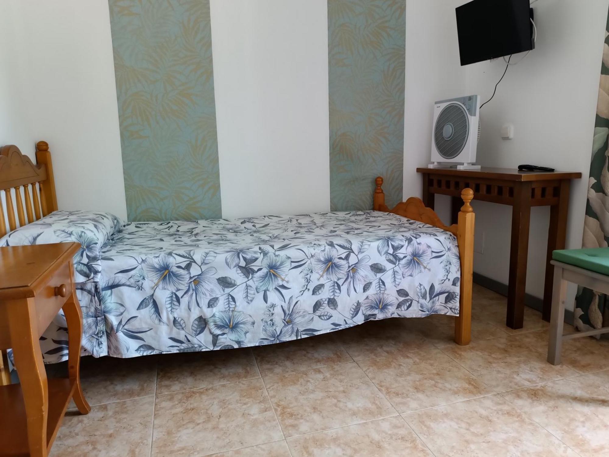 Hostal Belgica Palma Nova  Bilik gambar