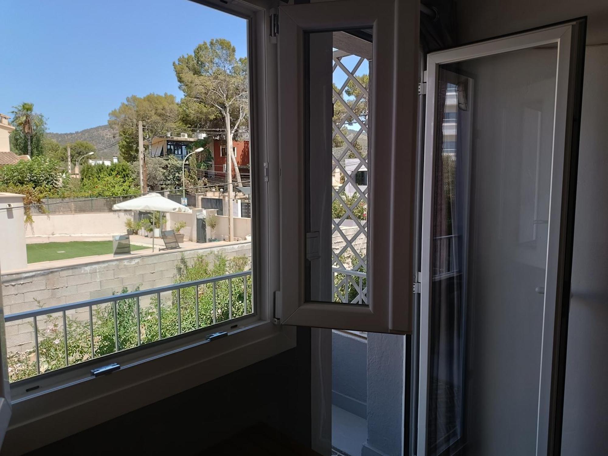 Hostal Belgica Palma Nova  Bilik gambar